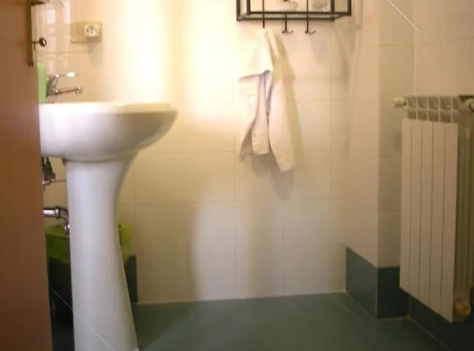 Bed & Breakfast Imagine *